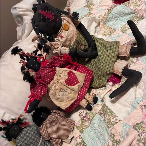 Tattered Rag Dolls Set - Picture 2 of 11